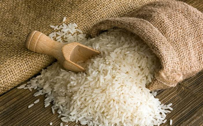 Brasil precisa importar arroz? Por que o preço subiu mais de 20% em um ano?